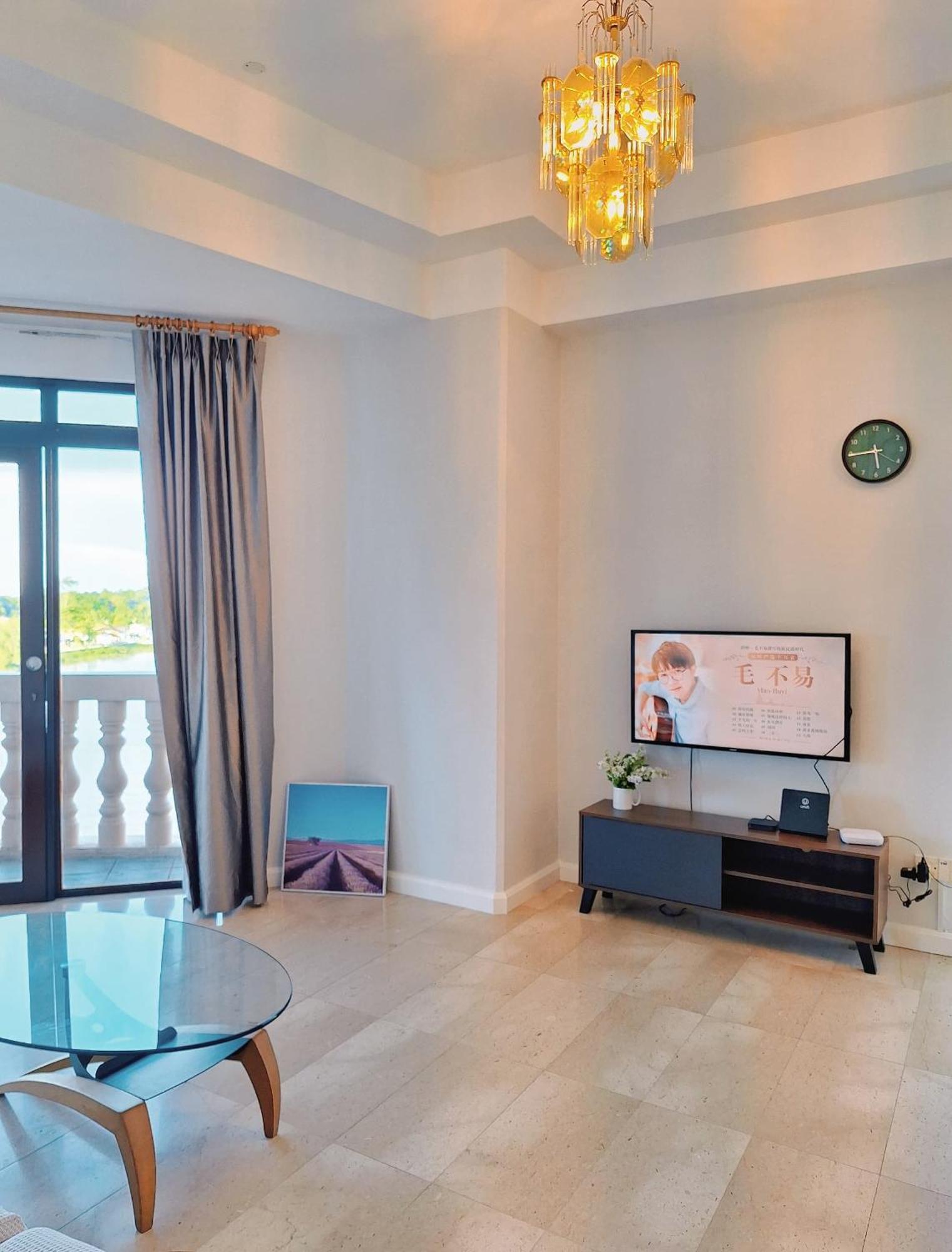 Cozzzy Hut Riverbank Suites Kuching With Spectacular River View Luaran gambar